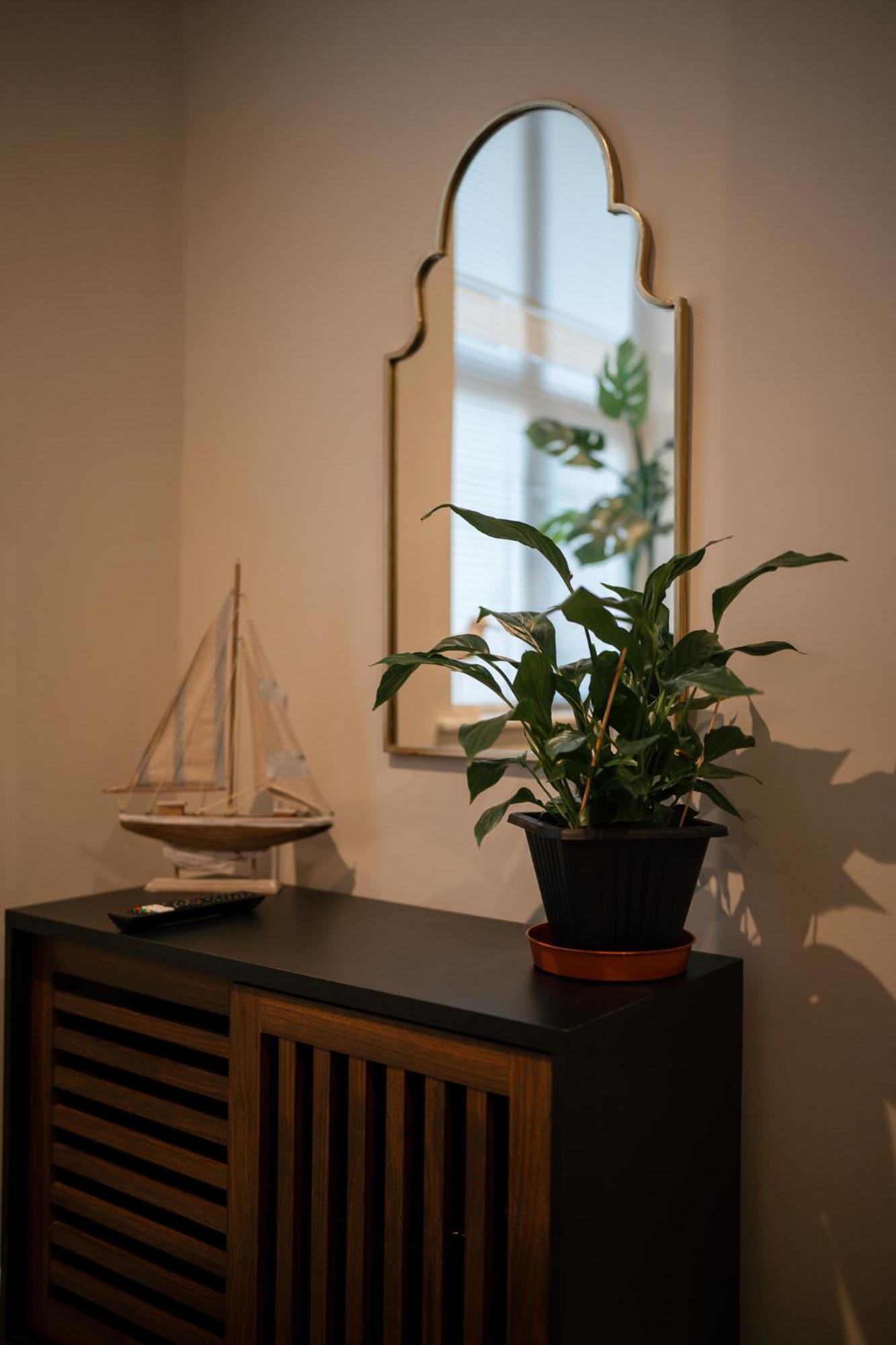 Stunning 2 Bedroom Ground Floor Sea View Apartment Rhôs-on-Sea 외부 사진